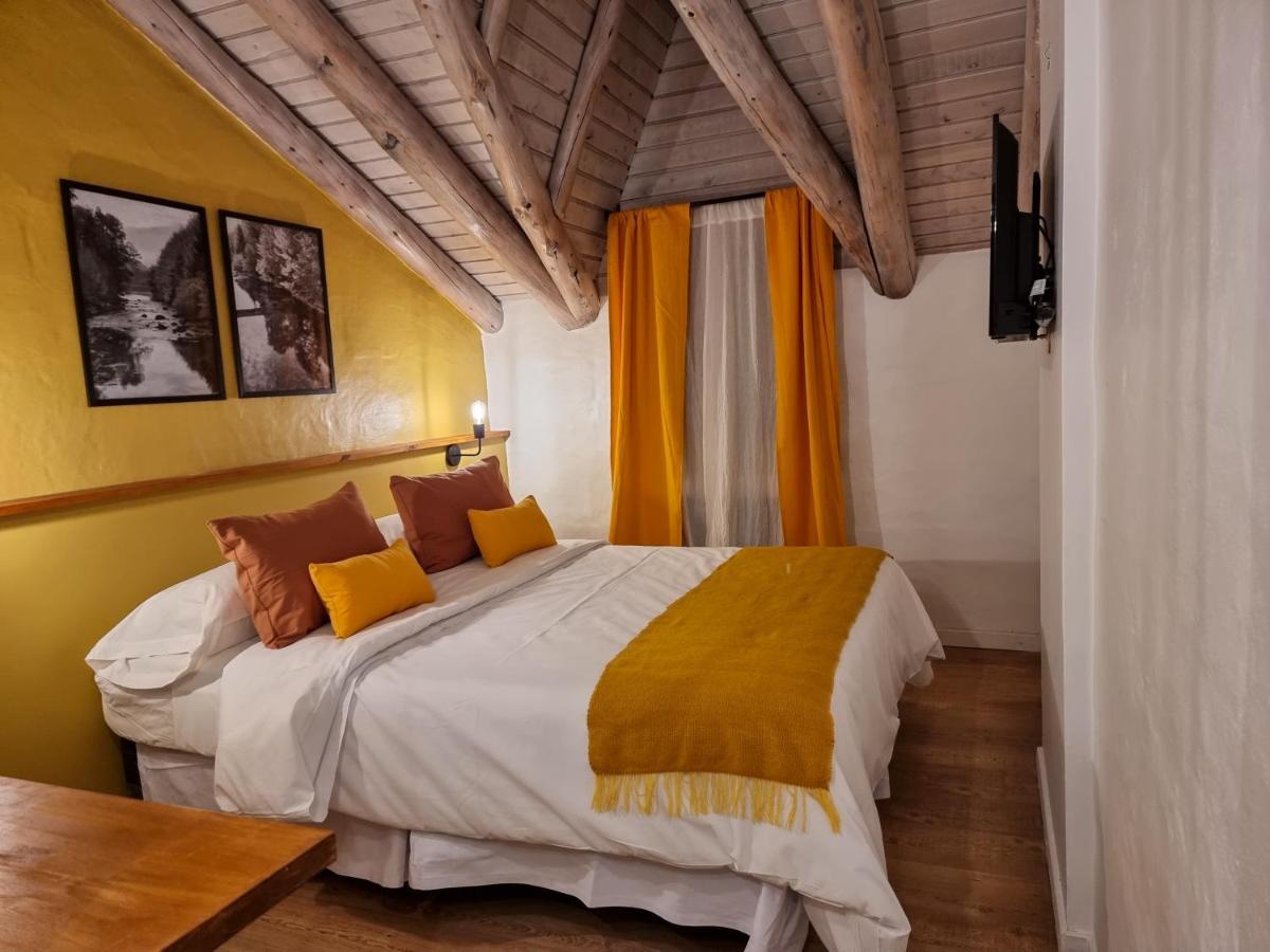 Hosteria Las Lucarnas San Martín de los Andes Eksteriør bilde